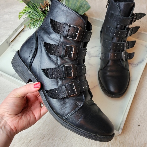 STEVE MADDEN Pursue Black Studded Buckle Strappy Leather Moto Combat Boots Sz 9 - Picture 4 of 14